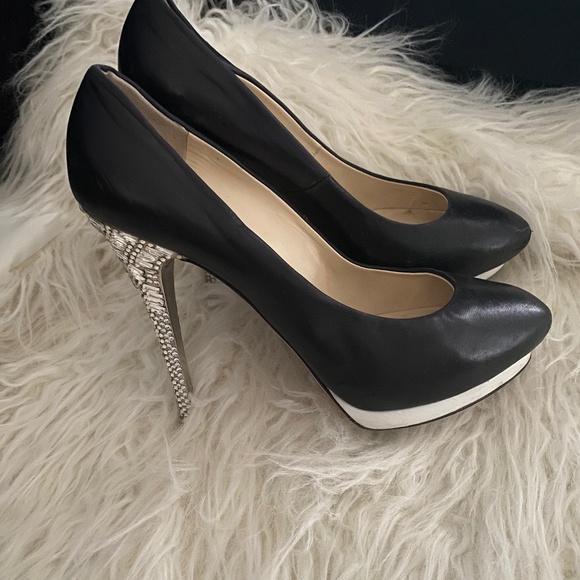 Giuseppe Zanotti heels - Picture 1 of 7